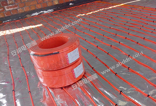 ����ľ�R�^�ͺӅ^(q��)ĳ�ۘ�����늵�ů���b�D