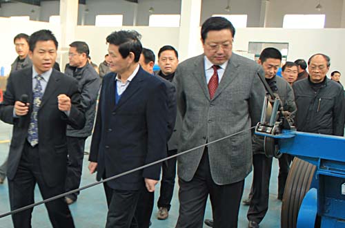 �����L(zh��ng)���O�B�v��늰���Ј�(ch��ng)ǰ��